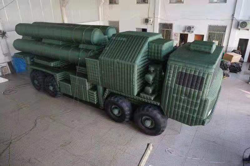 军用导弹车